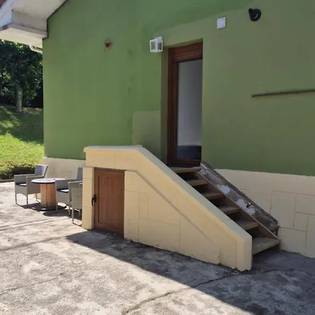 Casa Adrianykenia * San Martin de Laspra