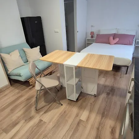 דירה Casa Adrianykenia